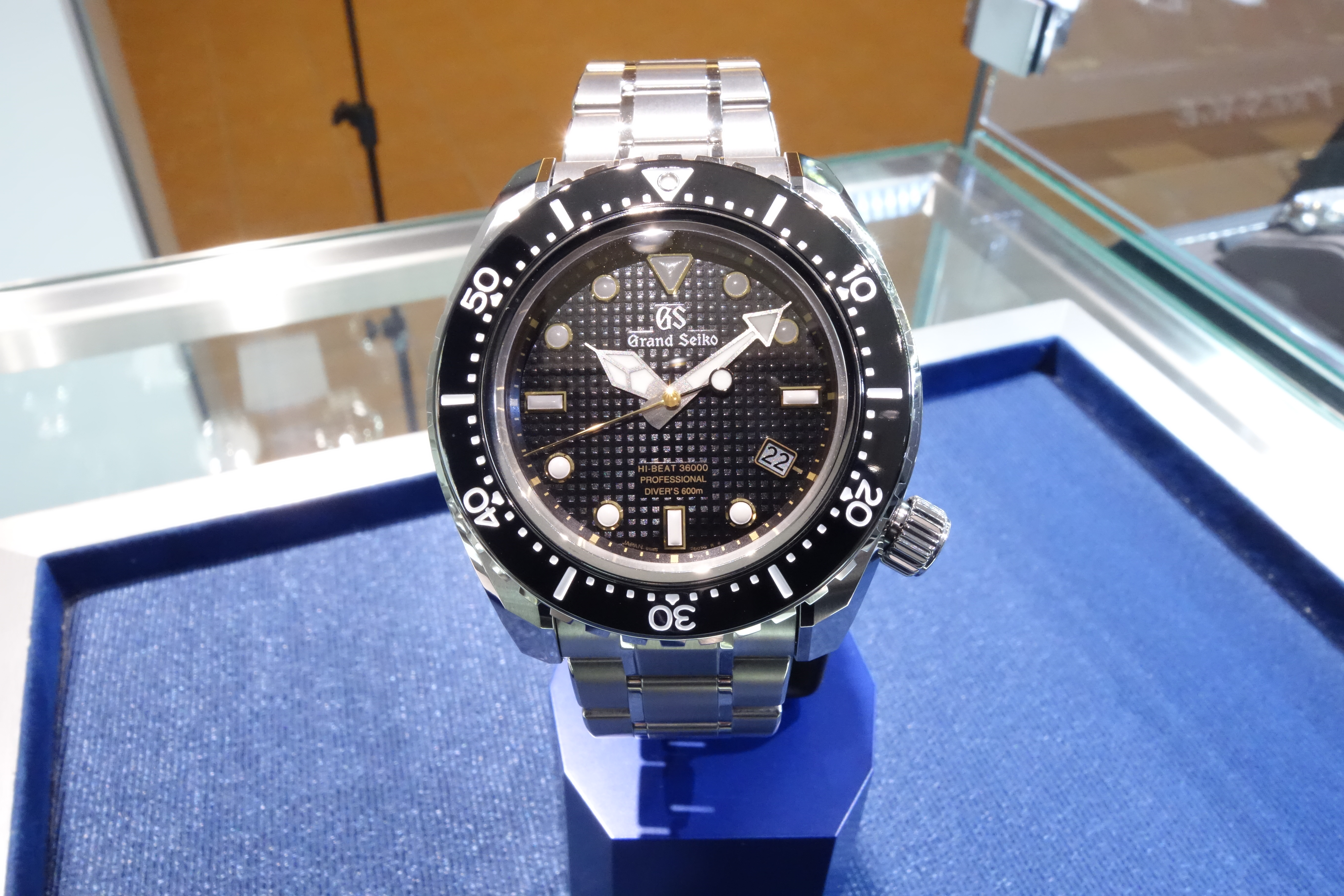 時計Begin 2019 秋 P.152掲載モデル Grand Seiko SBGH255