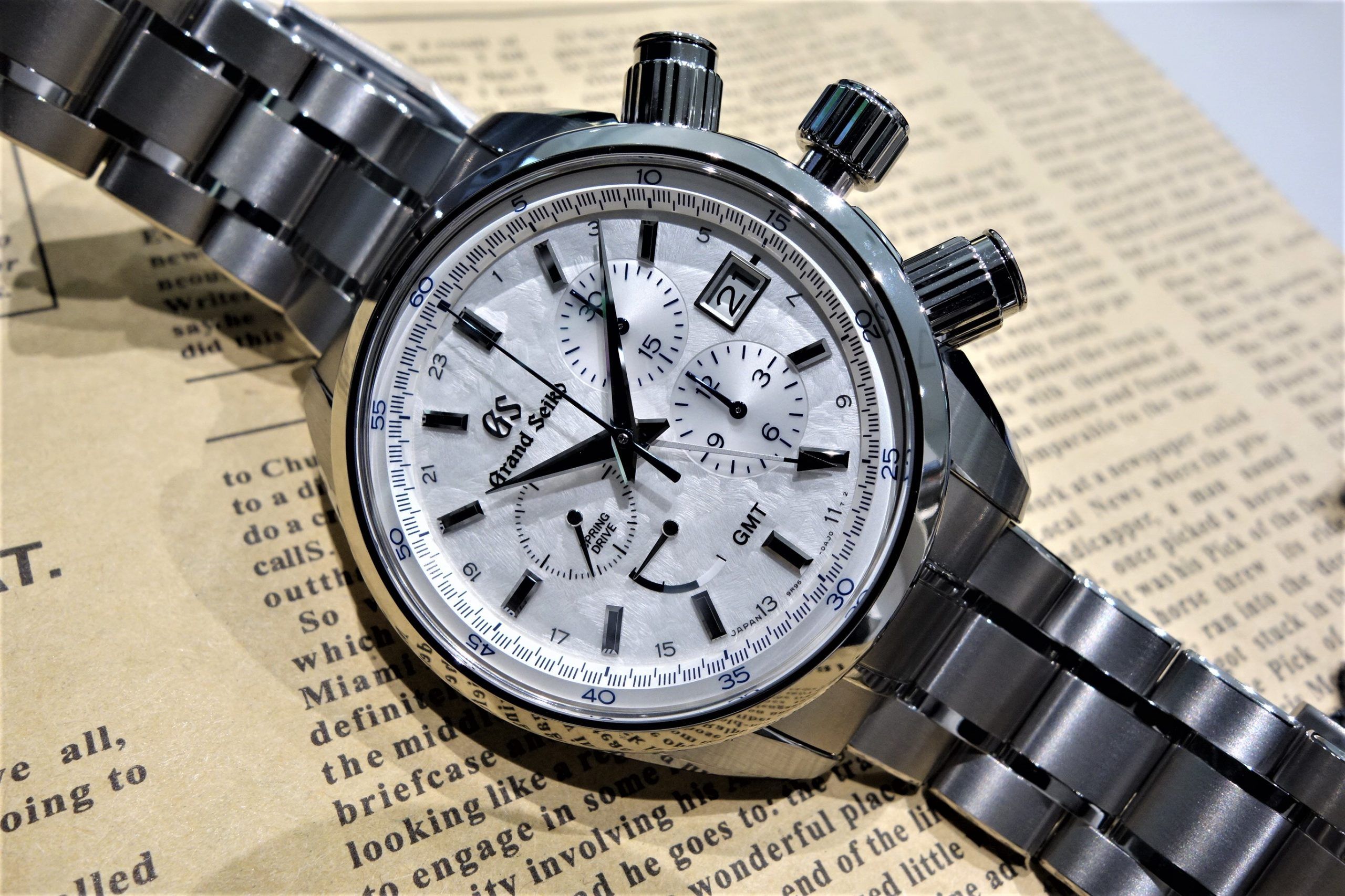 Grand Seiko クロノグラフ 15周年記念限定モデル「SBGC247」（国内300本限定）